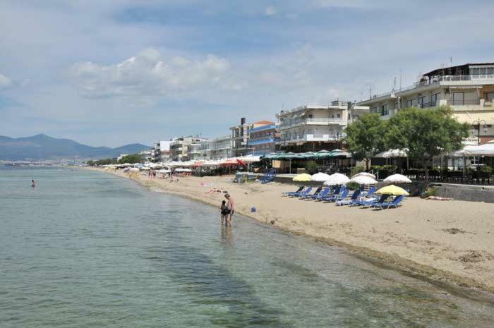 Nickys Place Perea Peraía Екстериор снимка