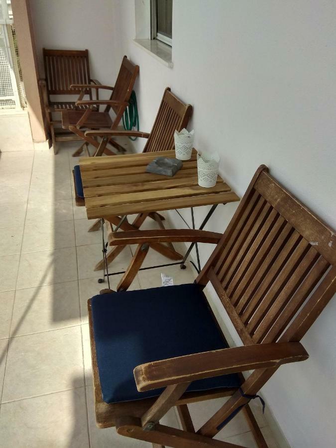 Nickys Place Perea Peraía Екстериор снимка